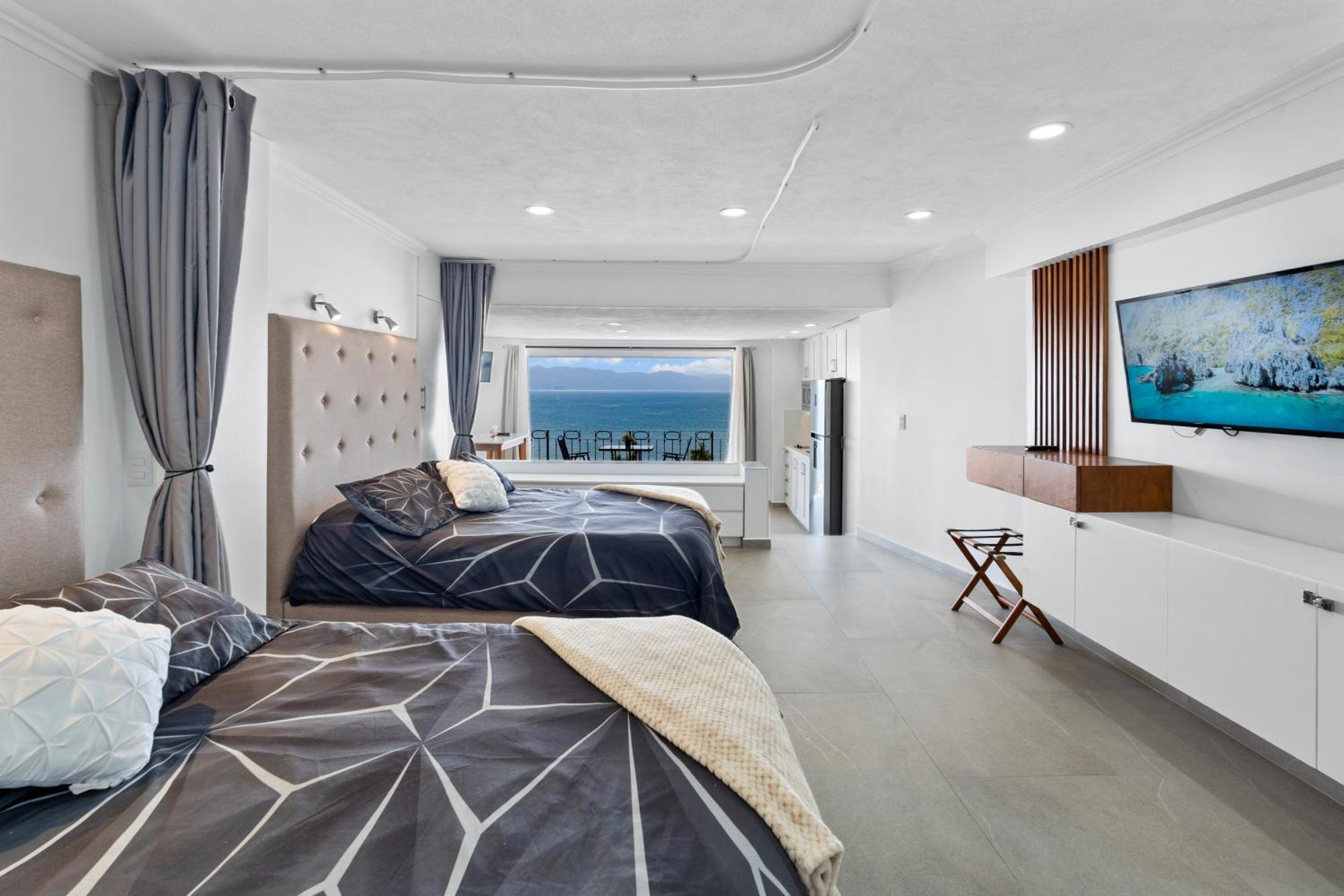 Luxury Condo Just Steps Away From The Beach! Puerto Vallarta Esterno foto